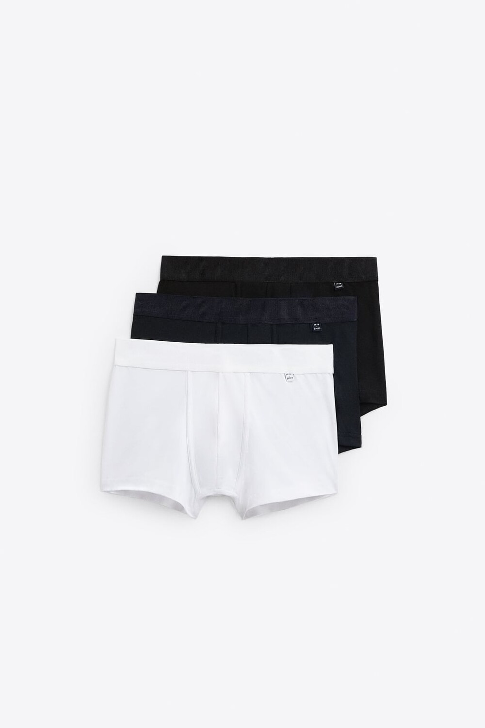 

Набор 3 базовых боксеров ZARA