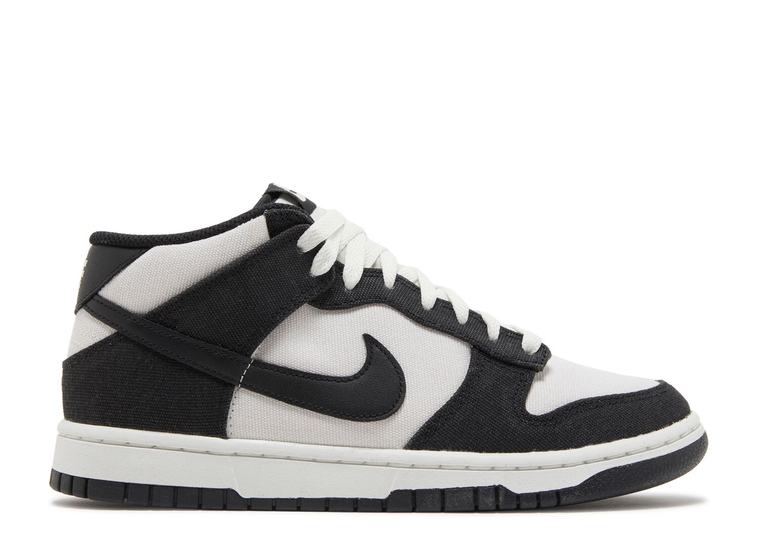 

Кроссовки Nike Dunk Mid 'Canvas Panda', черный