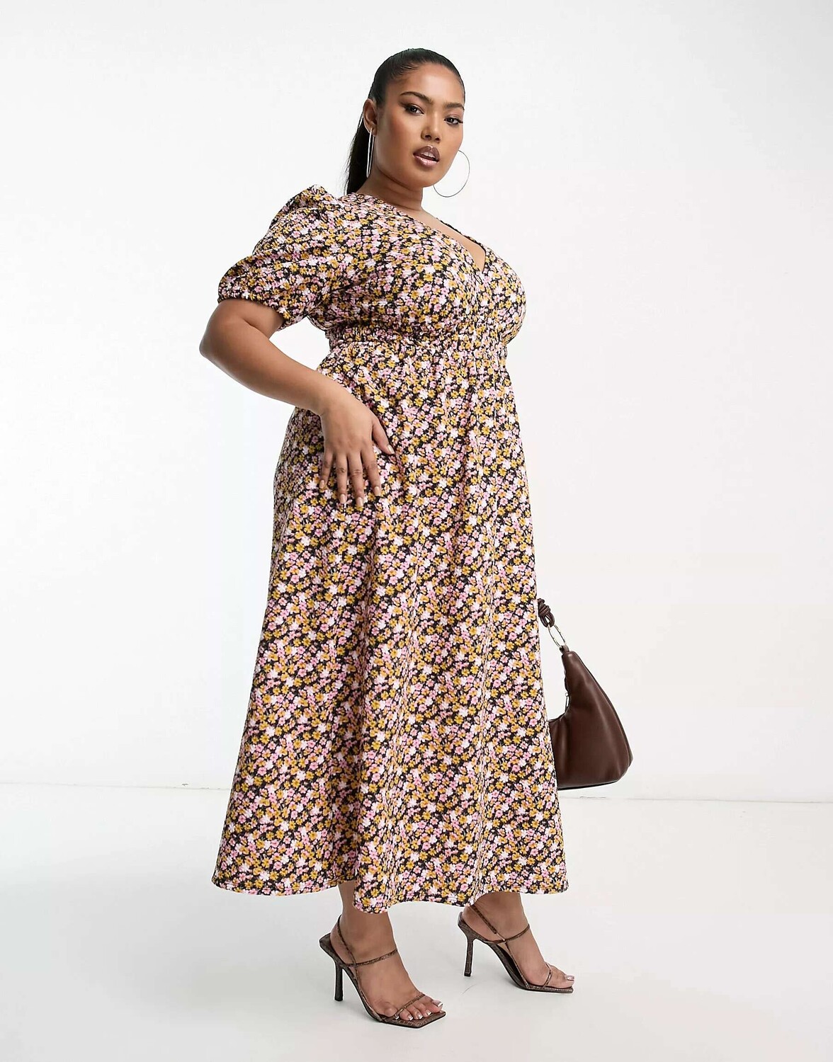 

Чайное платье миди с присборенной талией и объёмными рукавами ASOS DESIGN Curve в мелкий принт