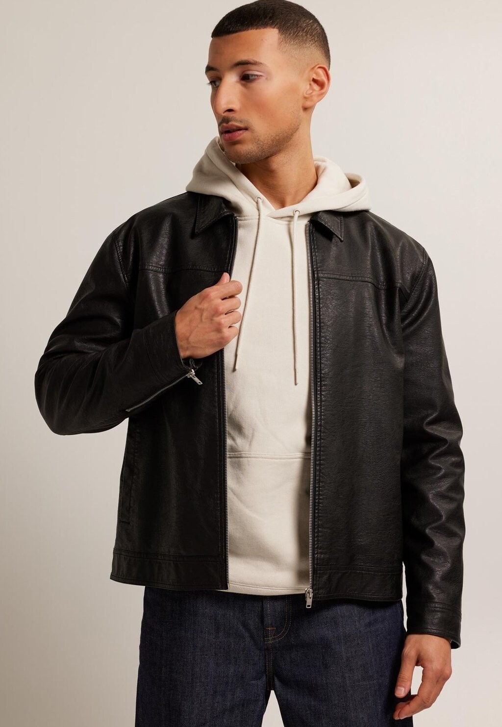 

Куртка из искусственной кожи JARED America Today, цвет black