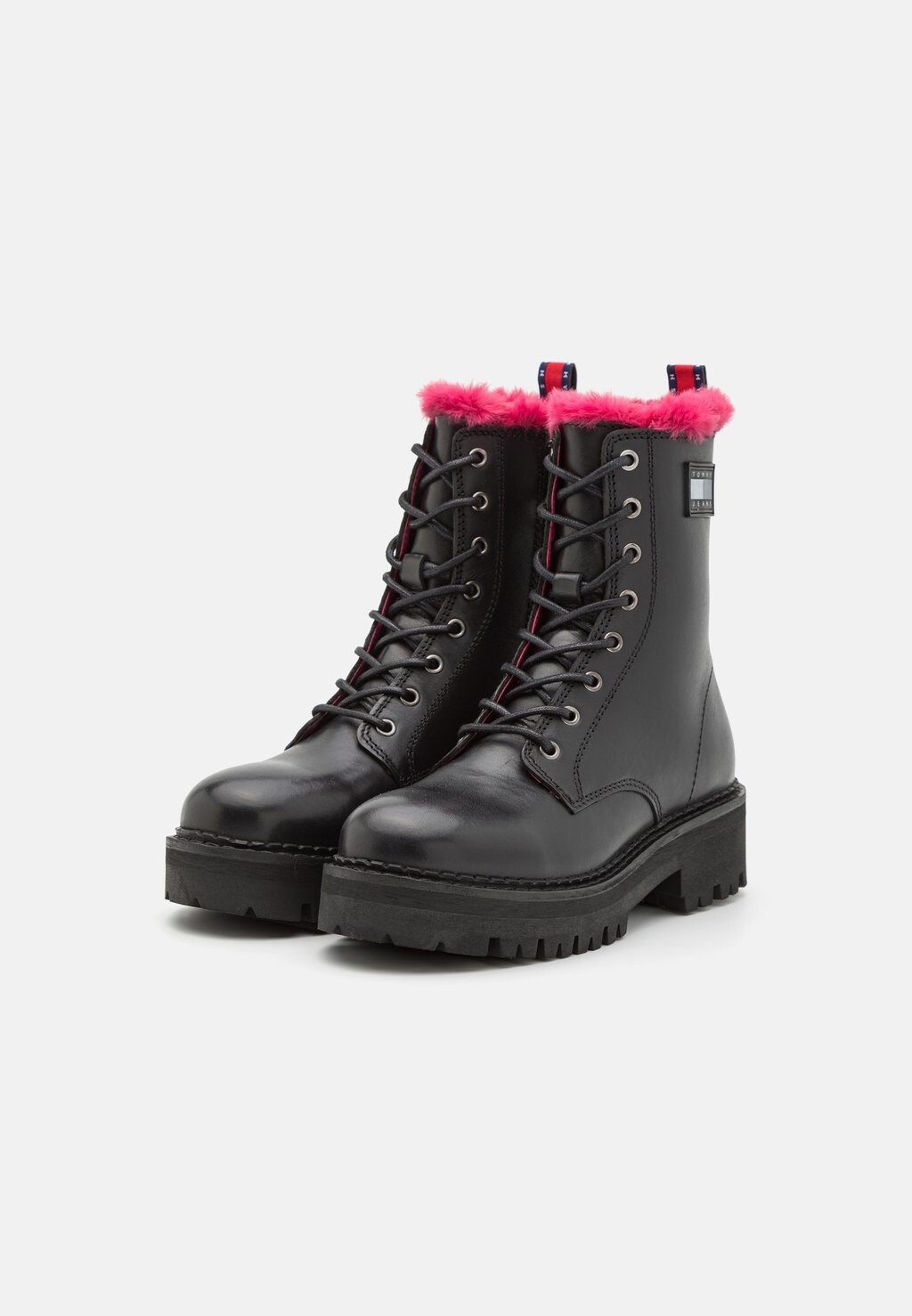 

Ботинки на платформе Tommy Jeans URBAN, черный