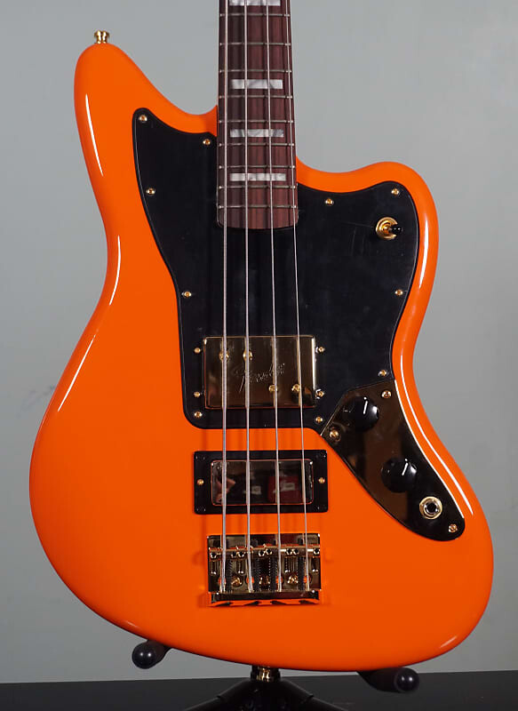 

Басс гитара Fender Limited Edition Mike Kerr Jaguar Bass, Tiger's Blood Orange w/ Tiger Gig Bag