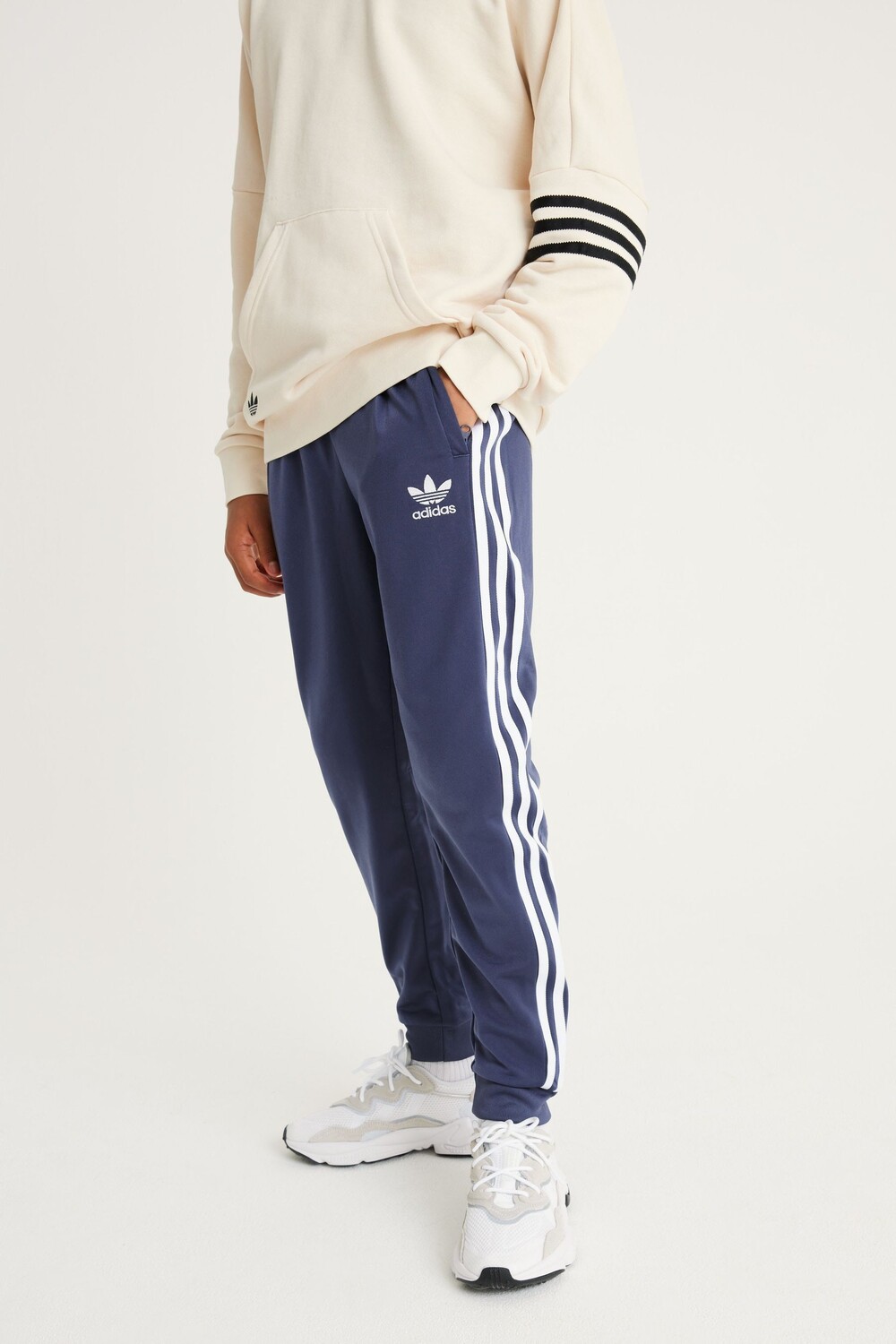 

Спортивные брюки adidas Originals Superstar adidas originals, синий
