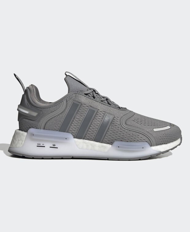 

Кроссовки adidas, светло-серый