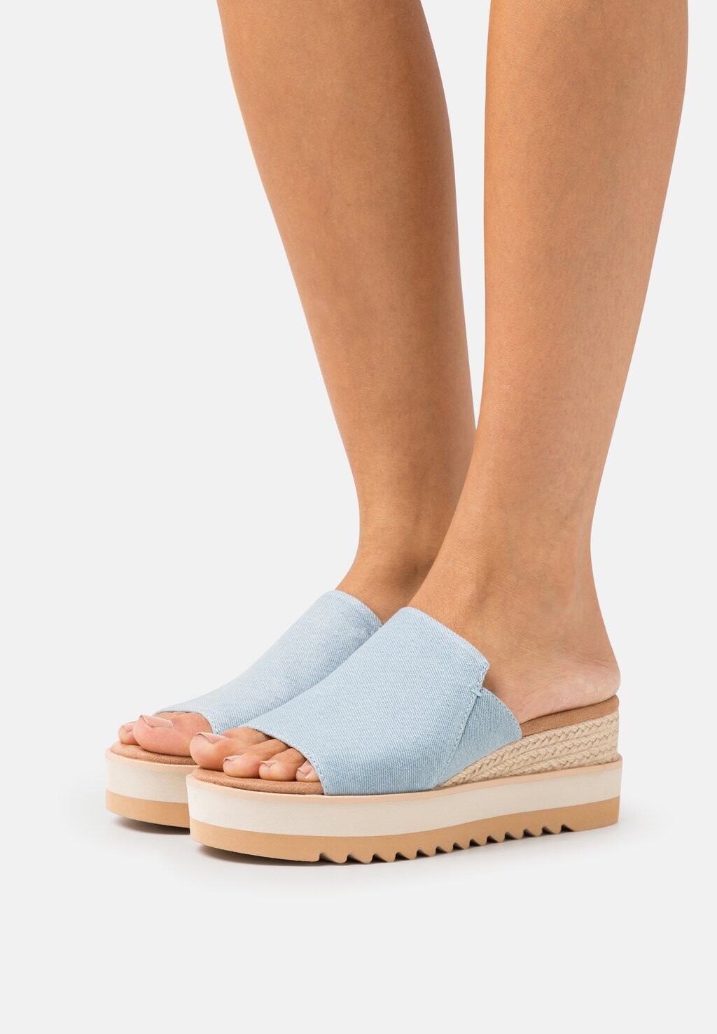 

Шлепанцы TOMS, синий