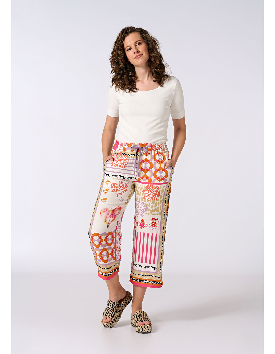 

Брюки Eve in Paradise Jasmin, цвет Patchwork