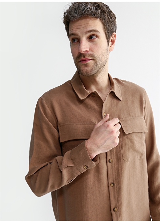 Базовая однотонная коричневая мужская рубашка с воротником куртки Fabrika