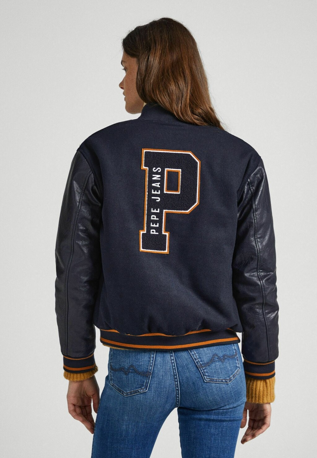 

Куртка-бомбер Pepe Jeans