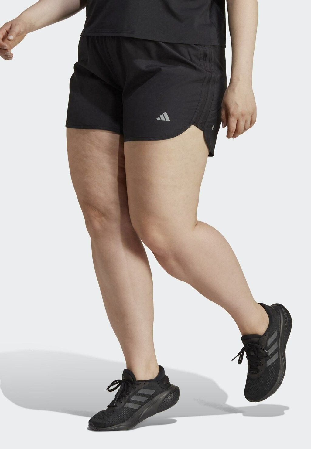 

Шорты Adidas, черный