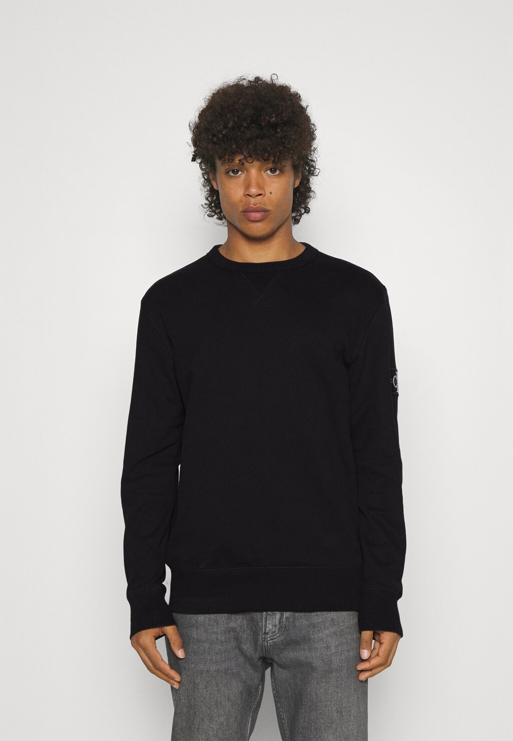 

Толстовка Calvin Klein Jeans, черный