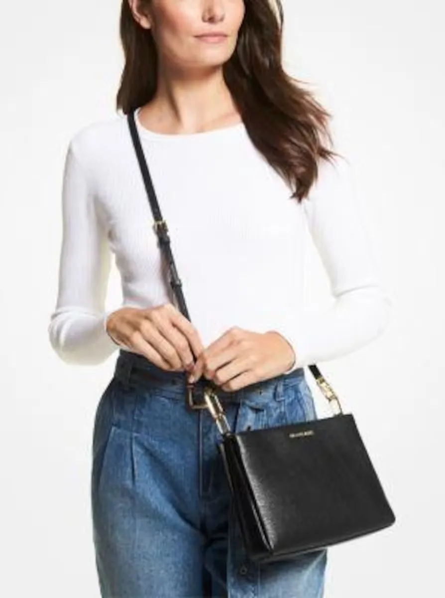 

Женская кожаная сумка через плечо Trisha с регулируемой ручкой Michael Michael Kors, черный