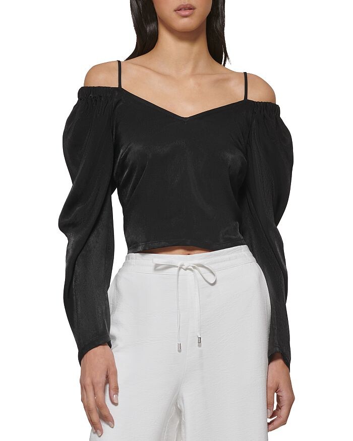 

Топ с открытыми плечами и объемными рукавами DKNY