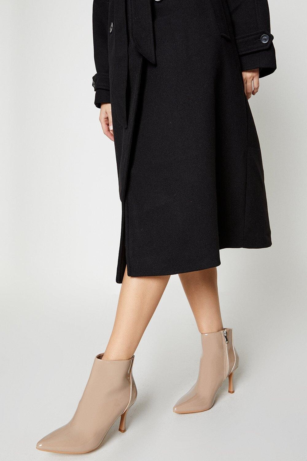 

Ботильоны Mikki с лакированной отделкой Dorothy Perkins, бежевый