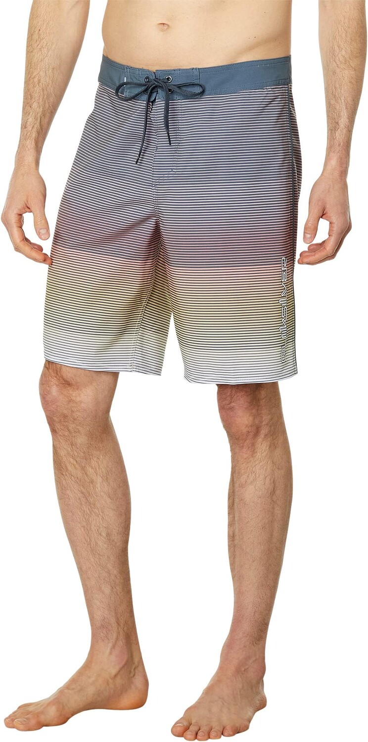 

Шорты для доски Surfsilk Massive 20 дюймов Quiksilver, цвет Wheat