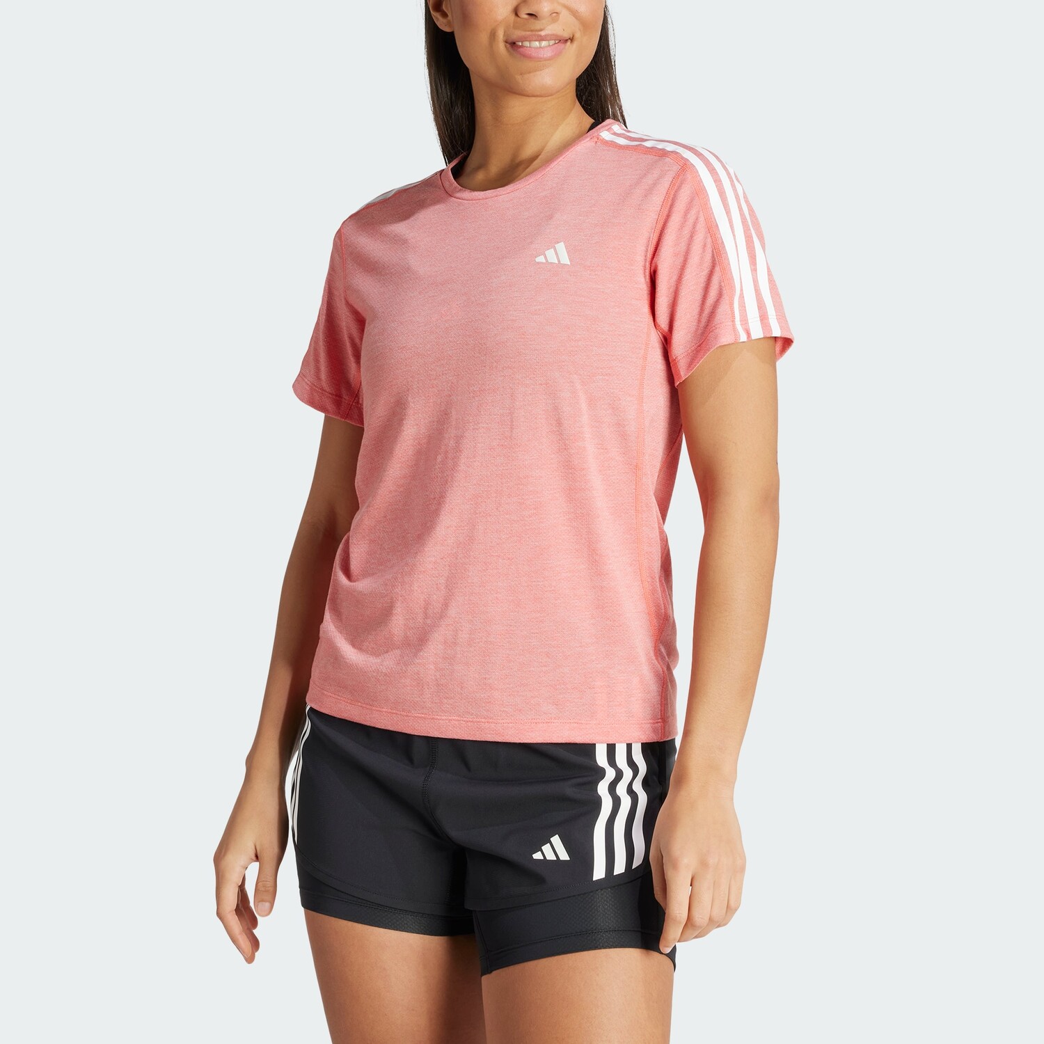 

Женская футболка adidas Own the Run с 3 полосками, цвет Preloved Scarlet Mel.