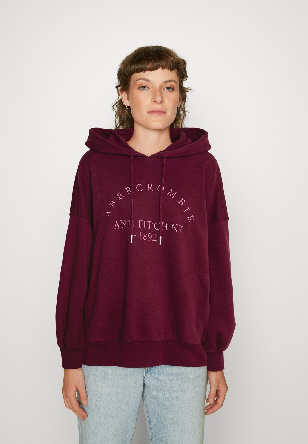 

Толстовка Abercrombie & Fitch