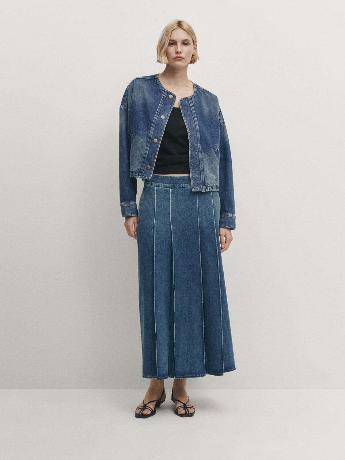 

Укороченная джинсовая куртка с кнопками Massimo Dutti, синий