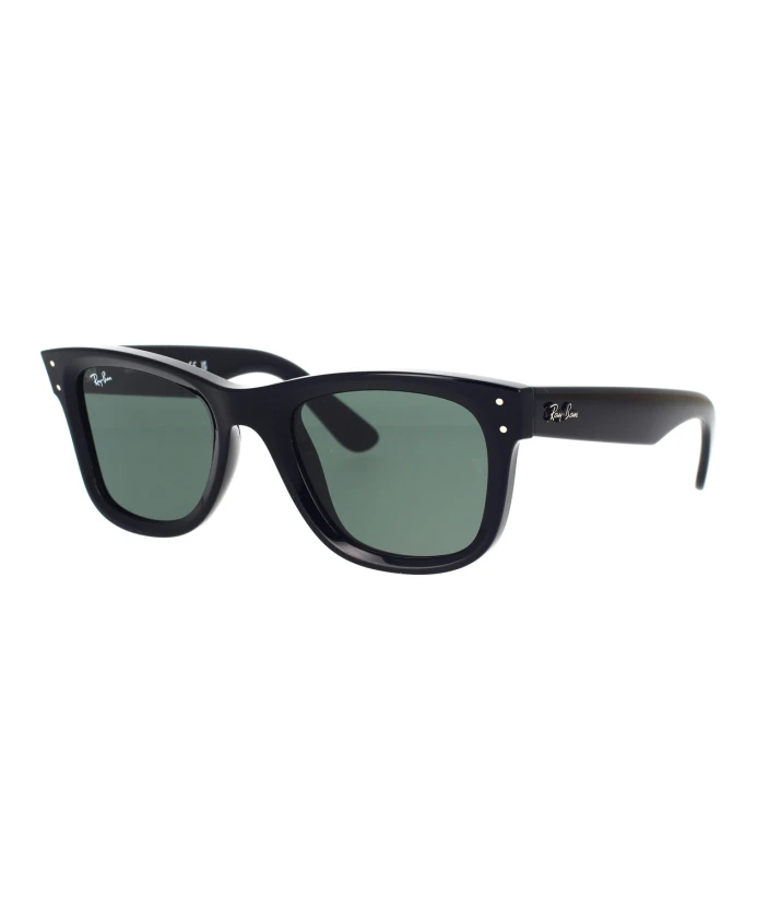 

Солнцезащитные очки Wayfarer с обратной стороны Ray-Ban, черный