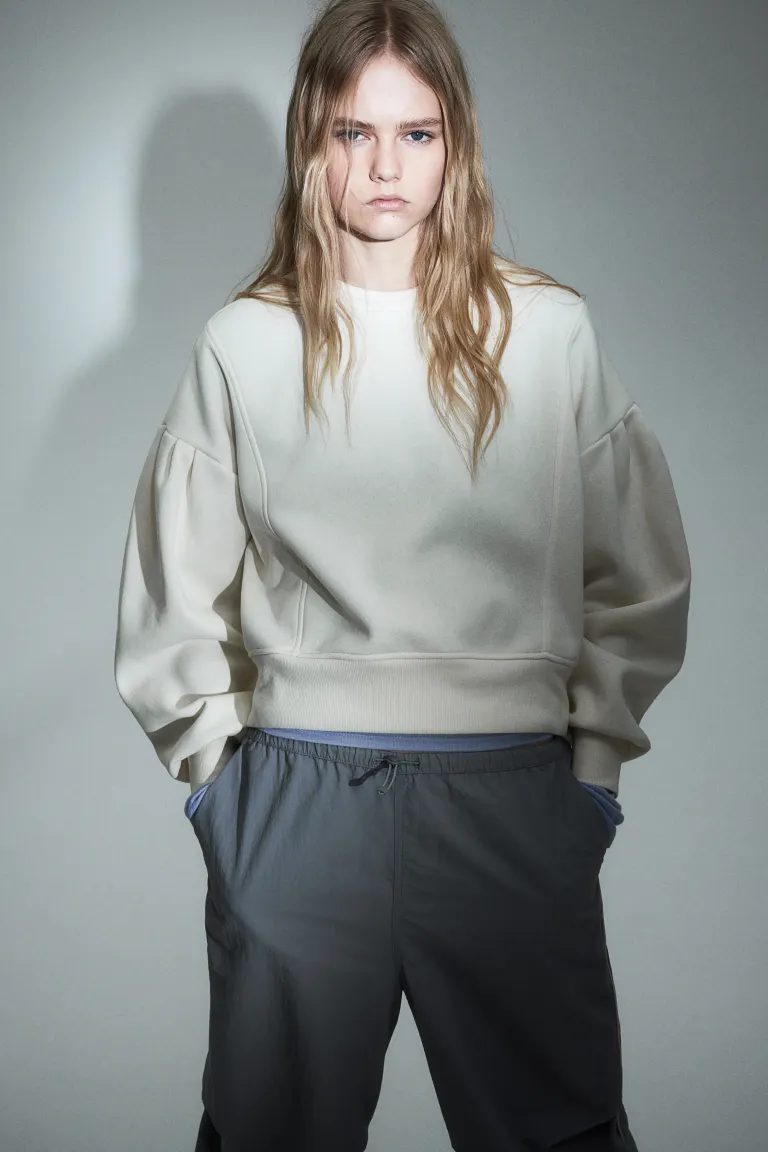 

Толстовка с объемными рукавами H&M, бежевый
