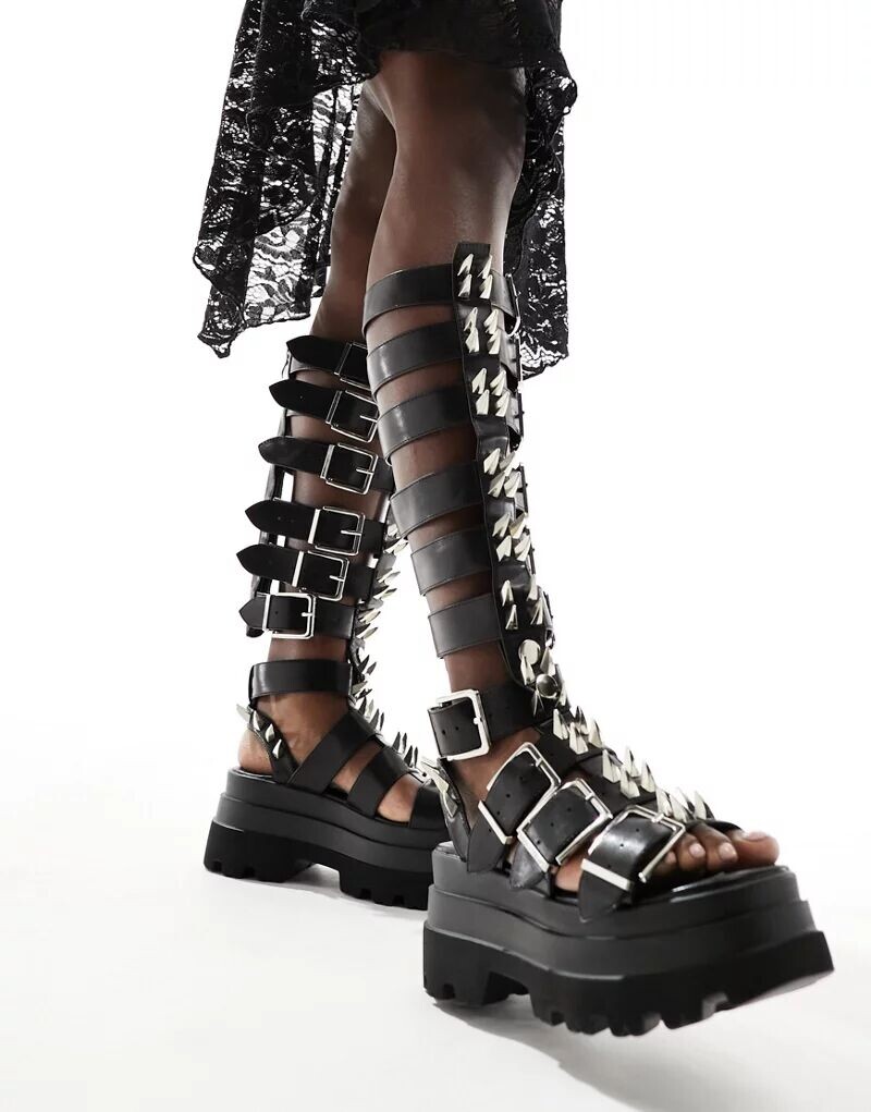 

Черные римские сандалии Koi The Mage Resistor с шипами Koi Footwear