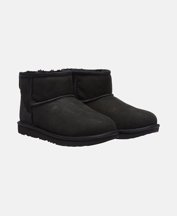 

Зимние ботинки Ugg, черный