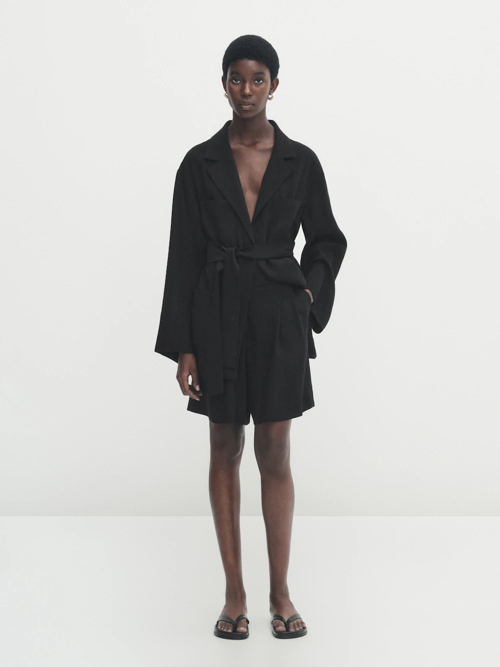 

Длинные шорты-бермуды с вытяжками Massimo Dutti, черный
