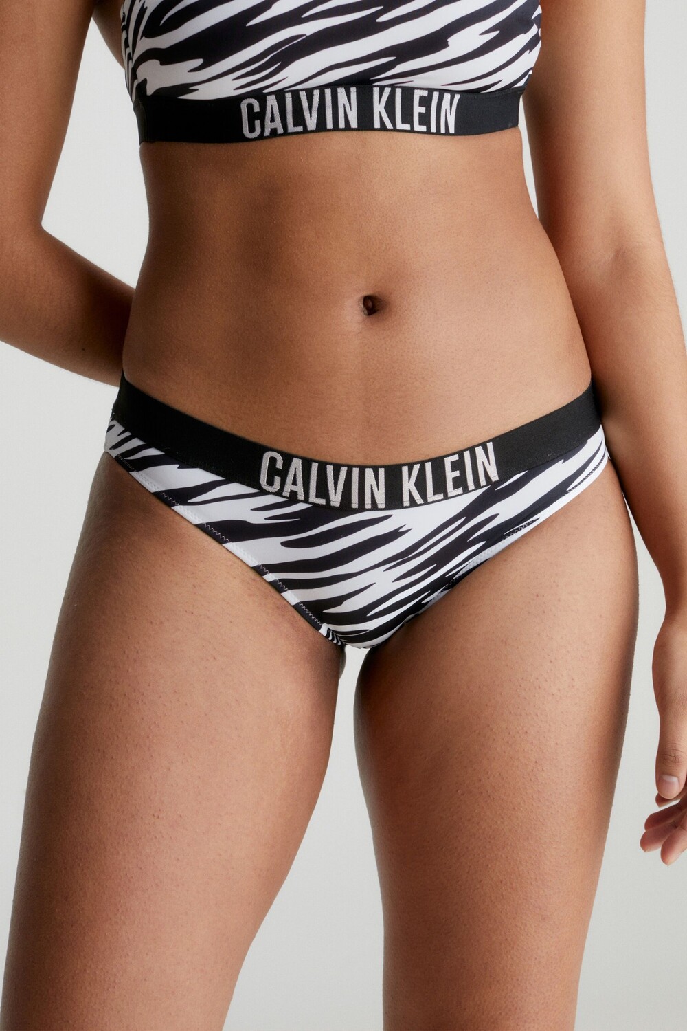 

Трусики бикини Intense Power Classic Calvin Klein