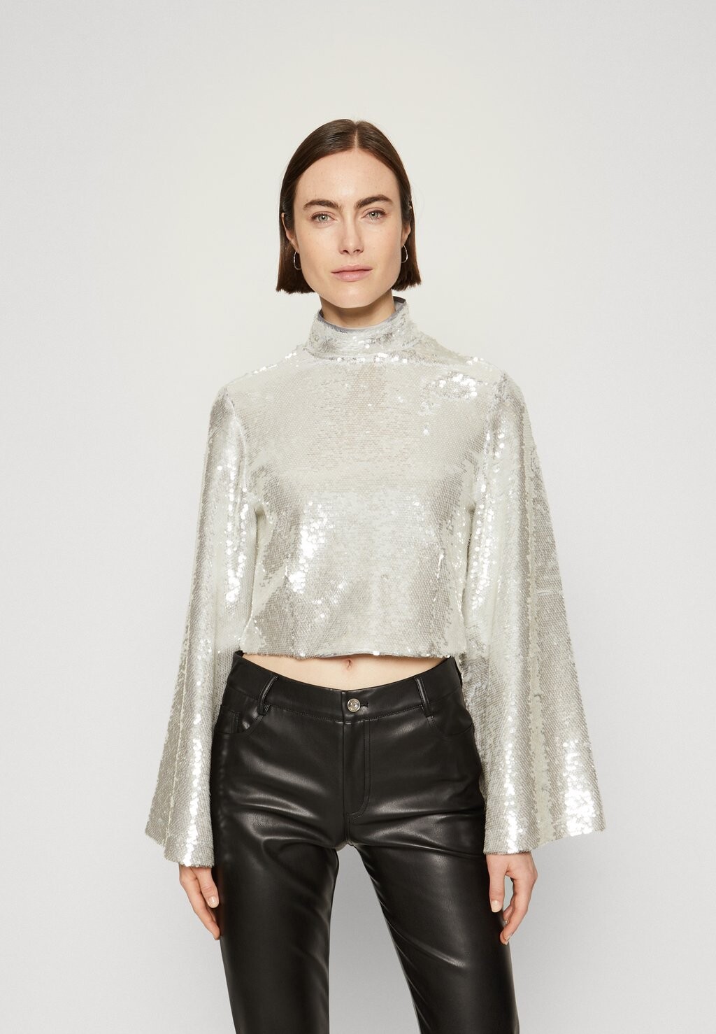 

Топ с длинными рукавами AELLA WIDE SLEEVE SEQUIN By Malina, серебро