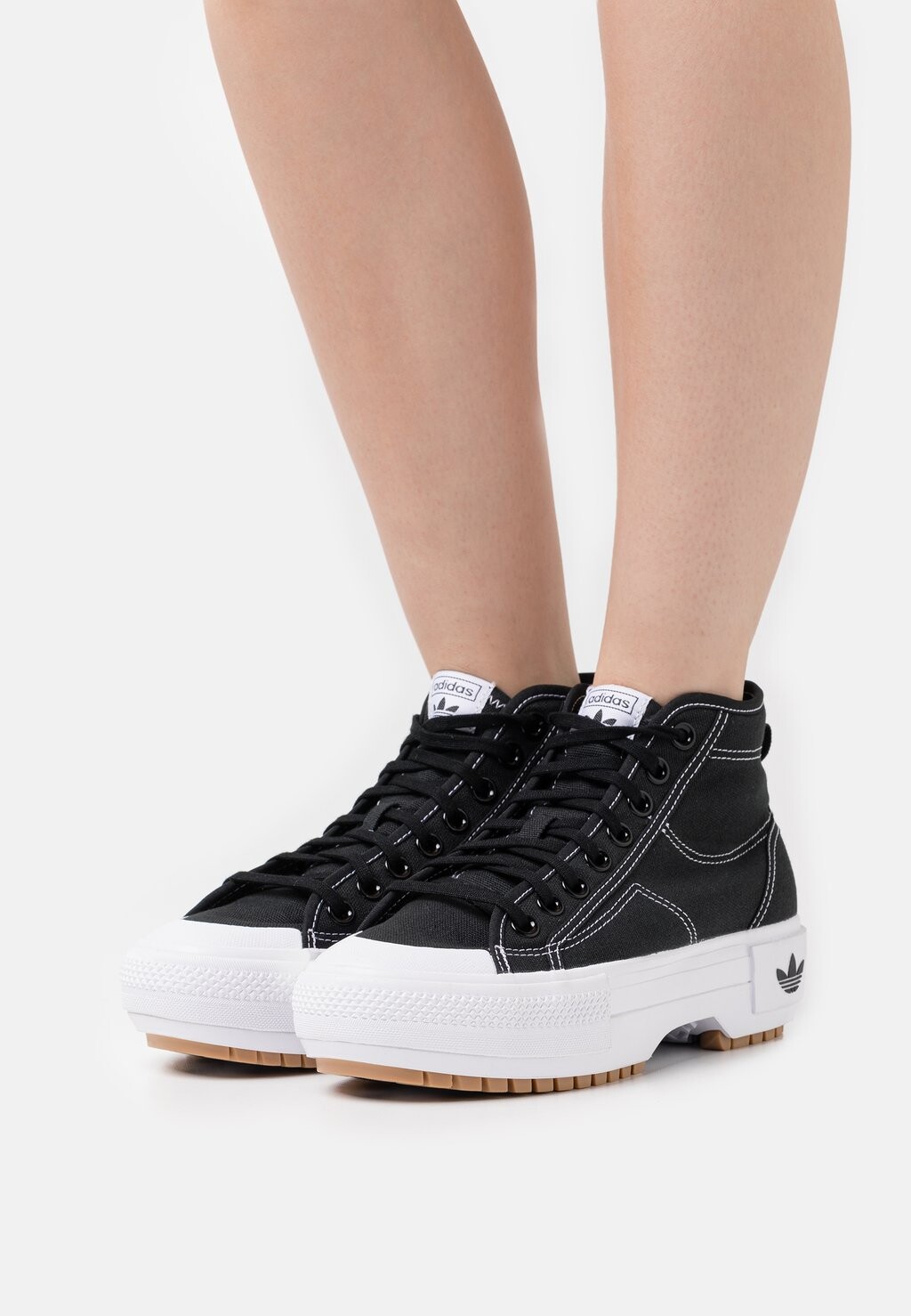 

Высокие кроссовки adidas Originals