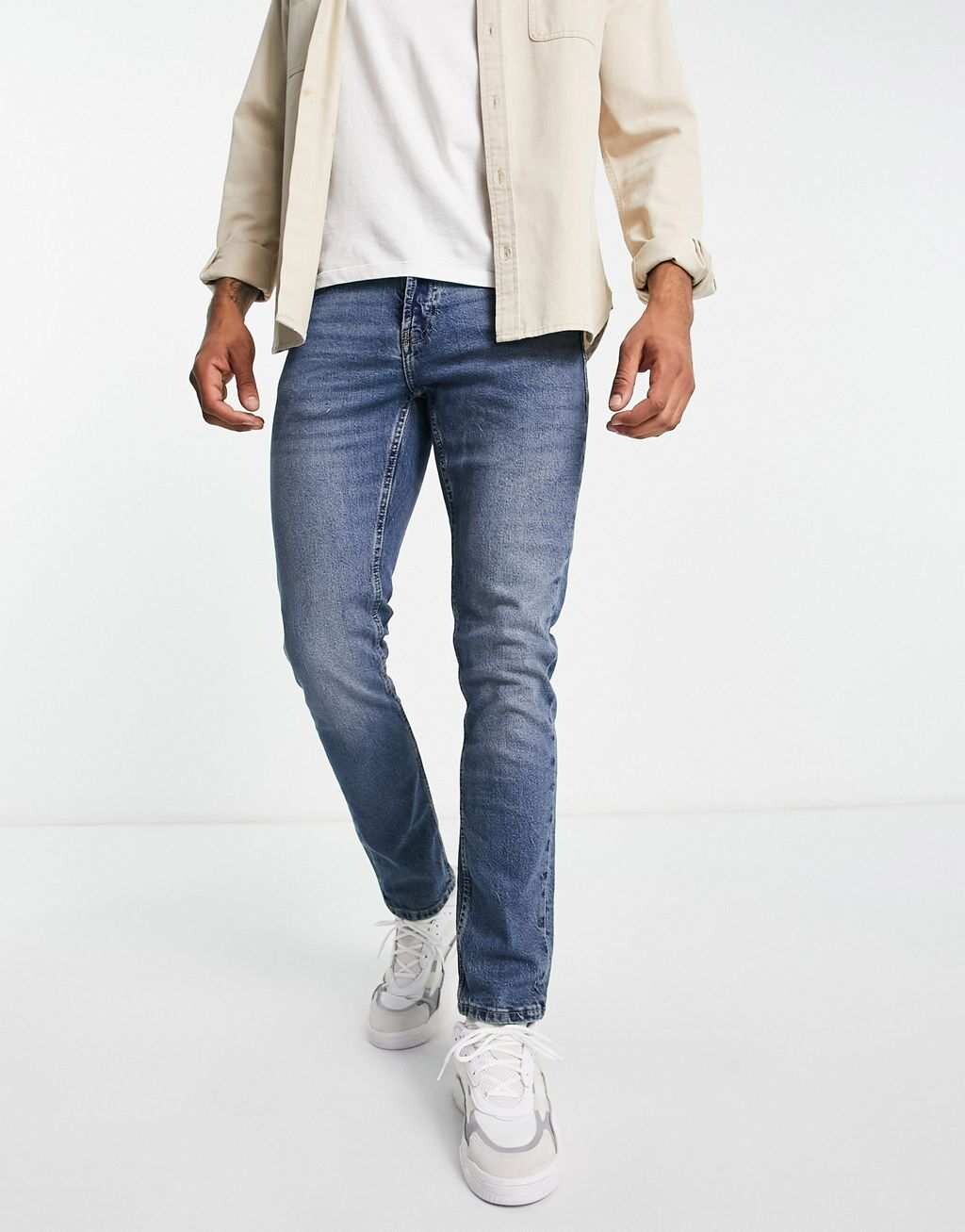 

Голубые джинсы узкого кроя Pull&Bear