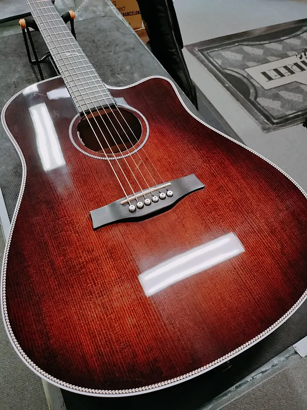 

Акустическая гитара Seagull Artist Peppino Signature CW