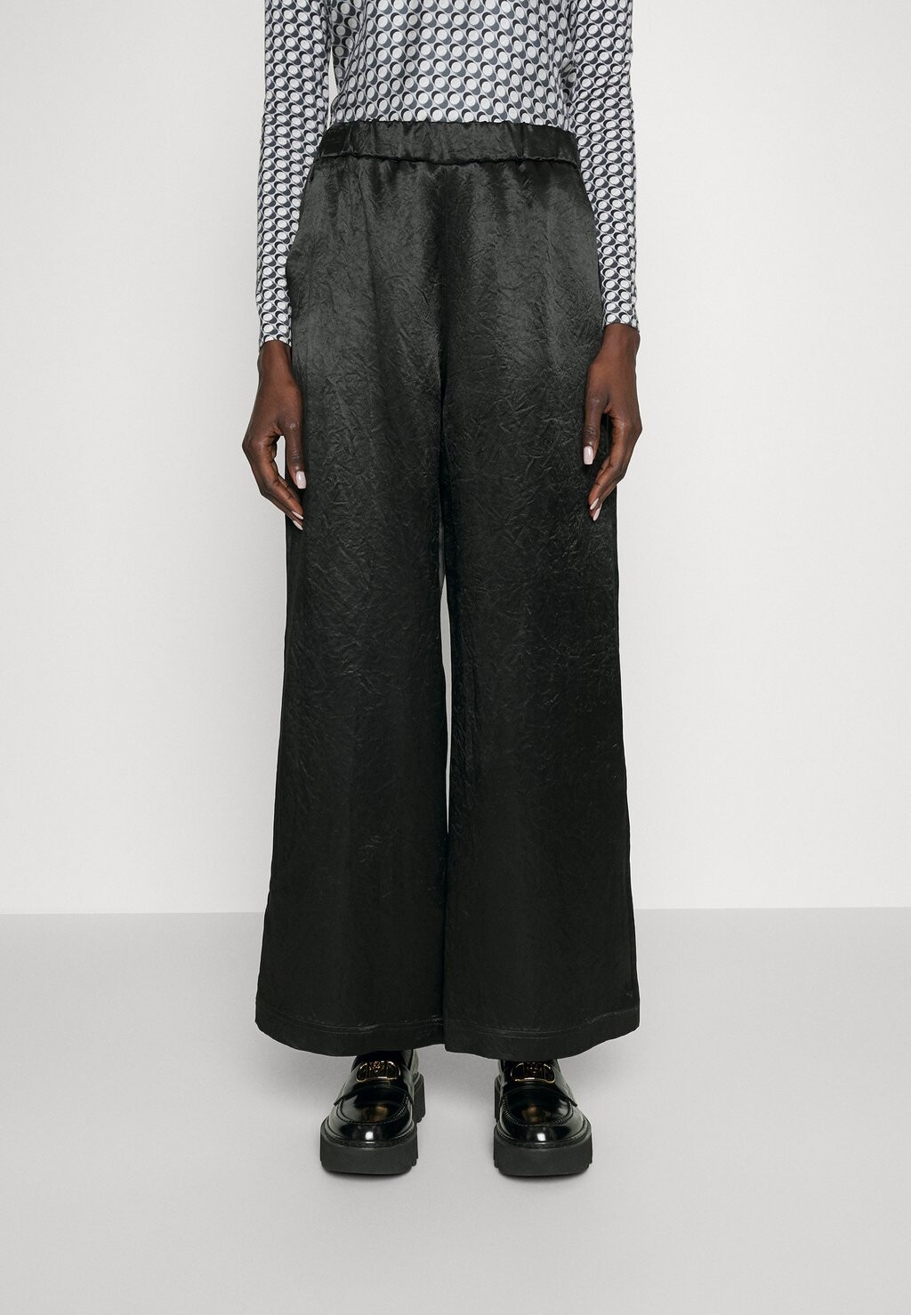 

Брюки Max Mara Leisure, черный