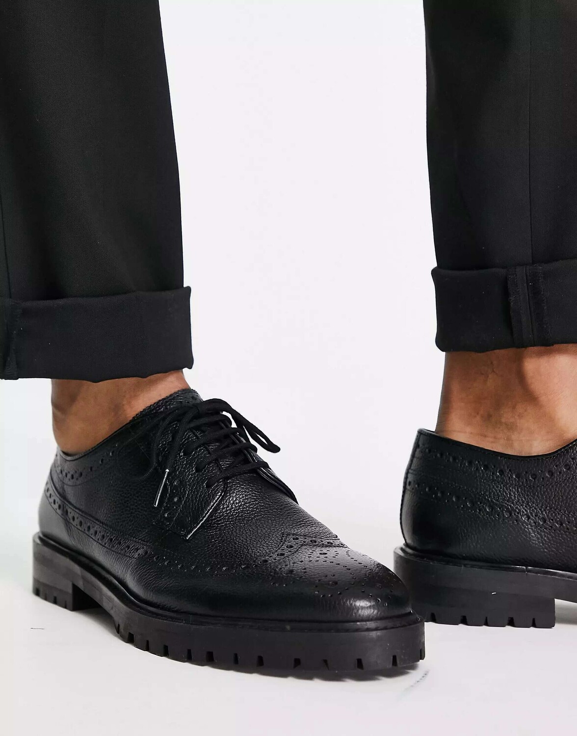 

Объемные броги Walk London James из черной кожи