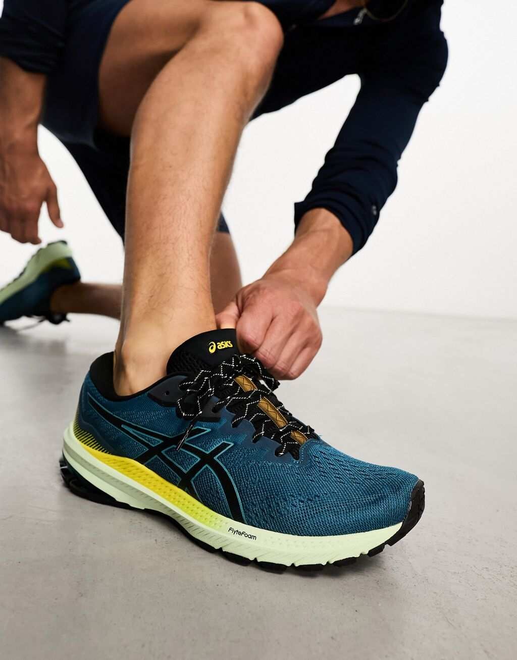 

Синие кроссовки для бега Asics GT-1000 11 TR