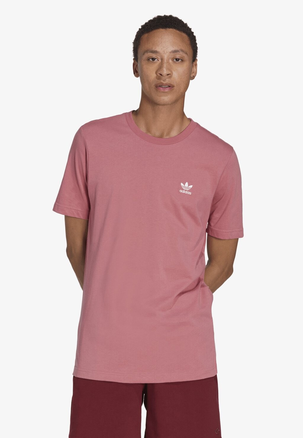 

Базовая футболка adidas Originals
