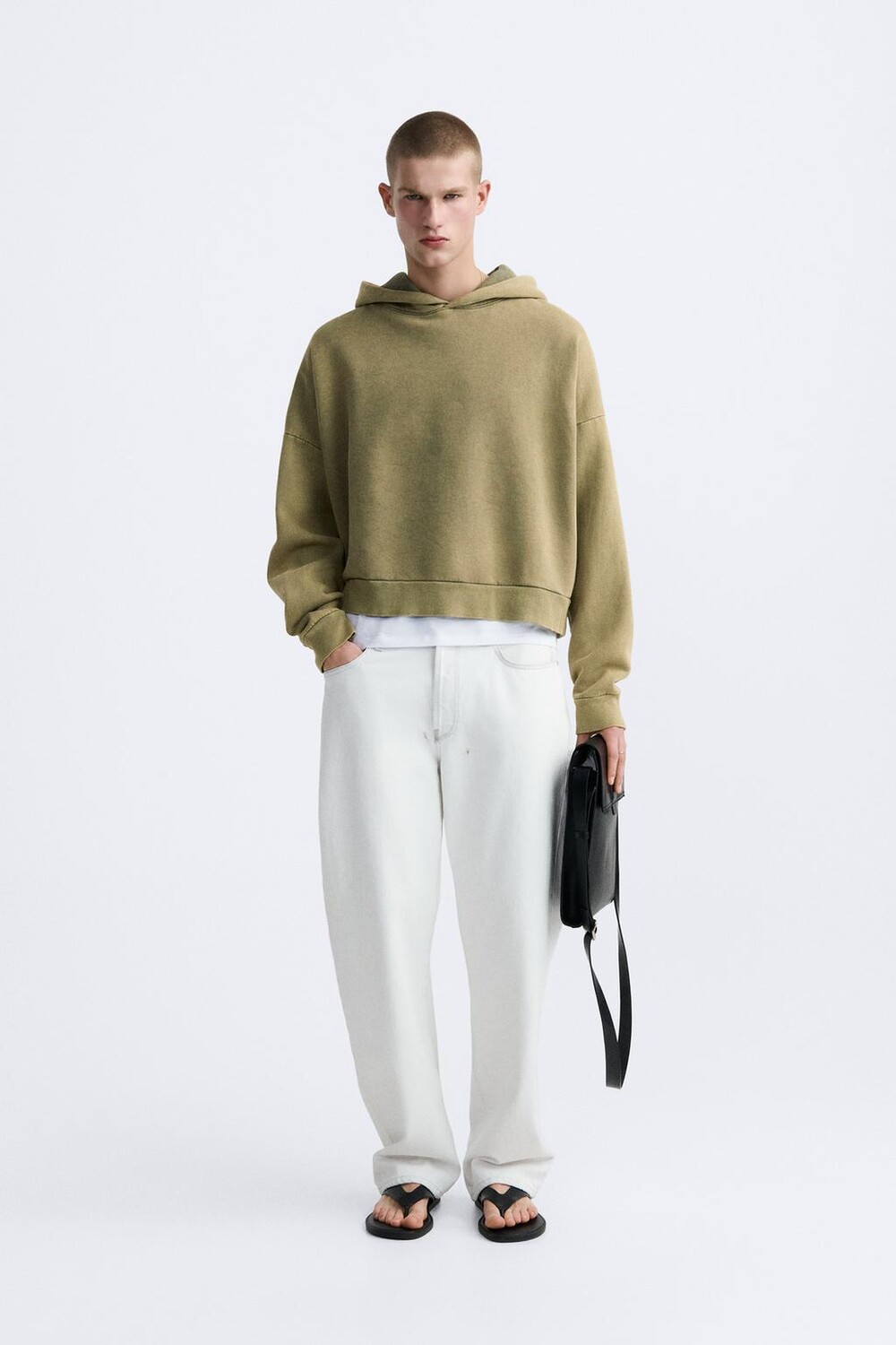 

Укороченное худи с выцветшим кроем ZARA, мытый зеленый