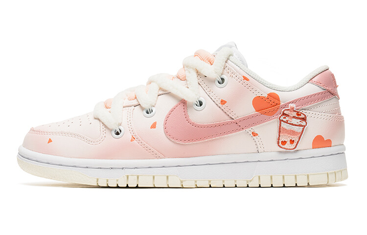 

Женские кроссовки для скейтбординга Nike Dunk