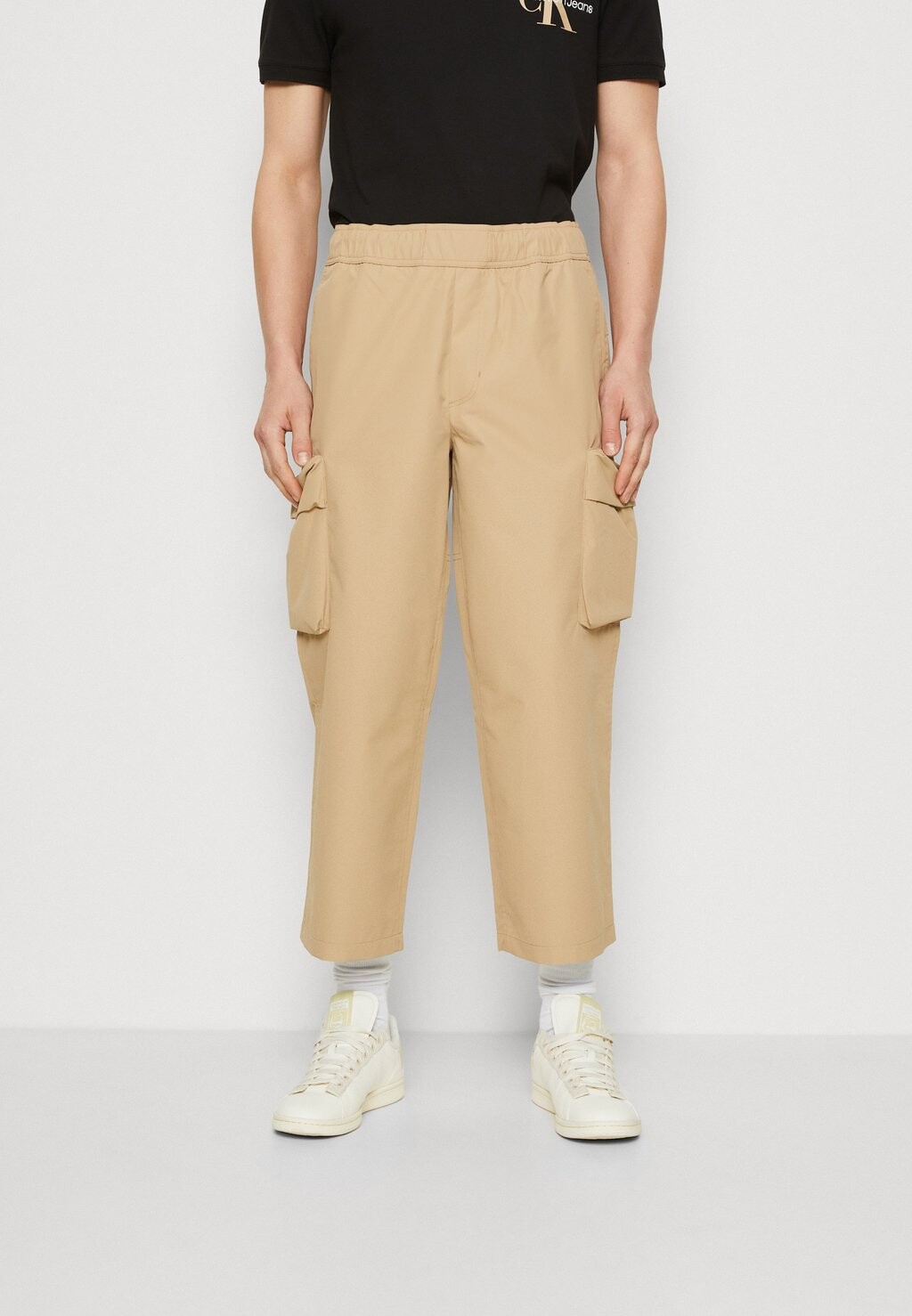

Брюки-карго Calvin Klein Jeans, бежевый