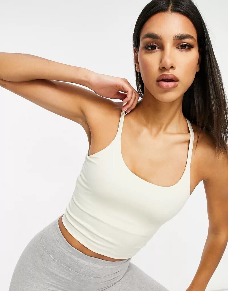 

Укороченный топ для йоги на бретелях ASOS Icon со встроенным бюстгальтером