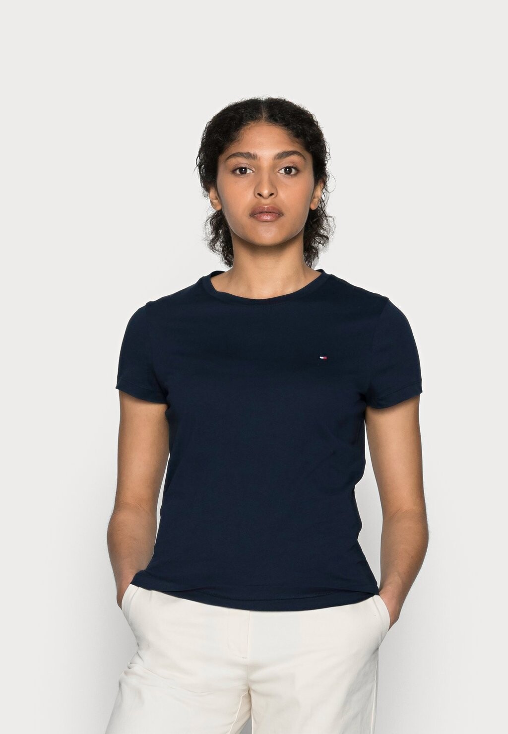 

Базовая футболка Tommy Hilfiger, Черный