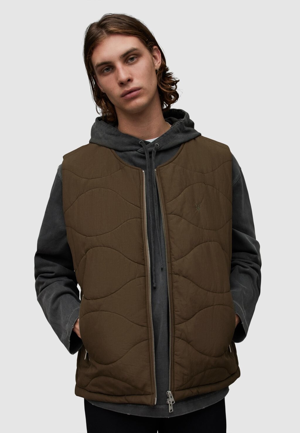

Жилет AllSaints НЕБУЛЯРНЫЙ, коричневый