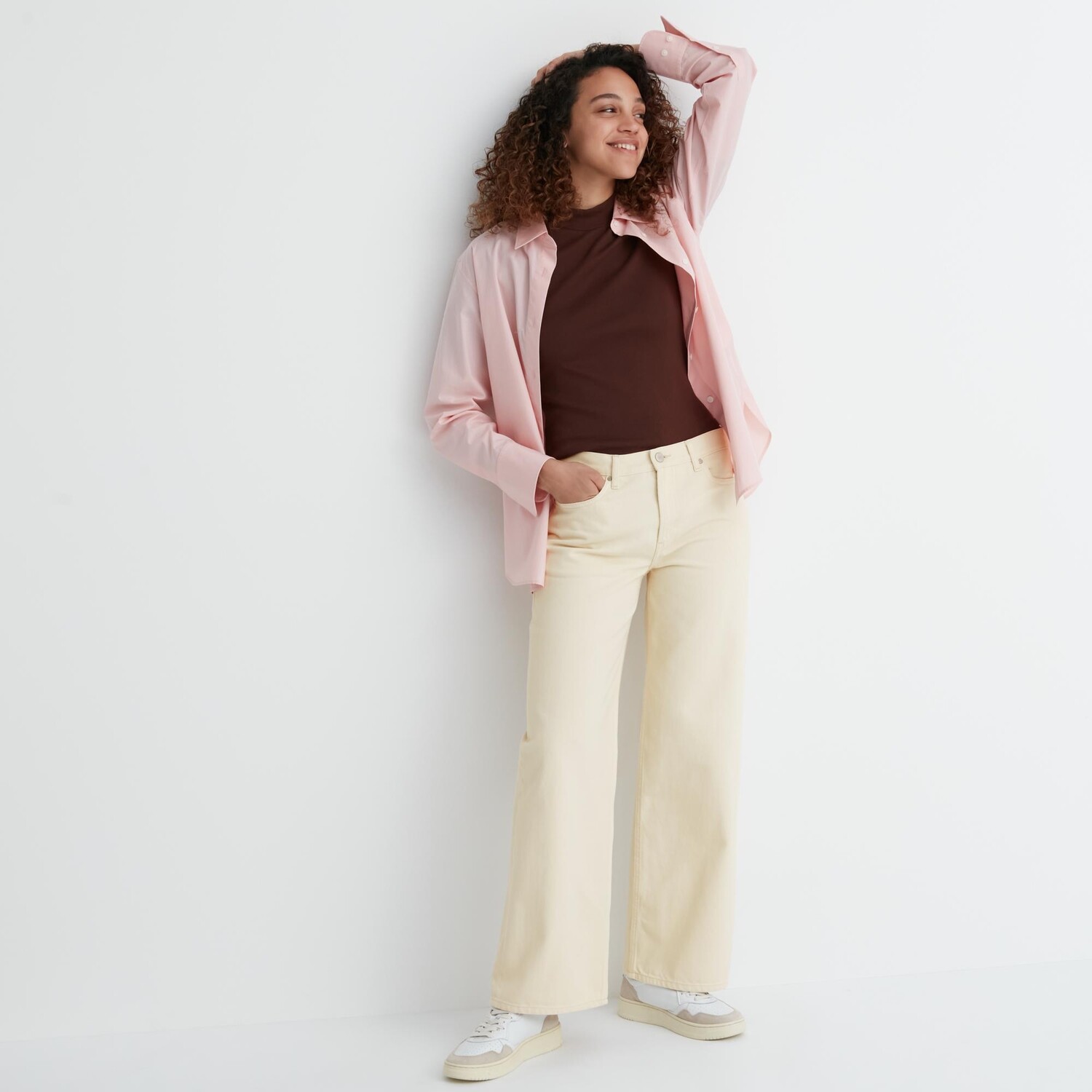 

Джинсы Uniqlo женские мешковатые, бежевый
