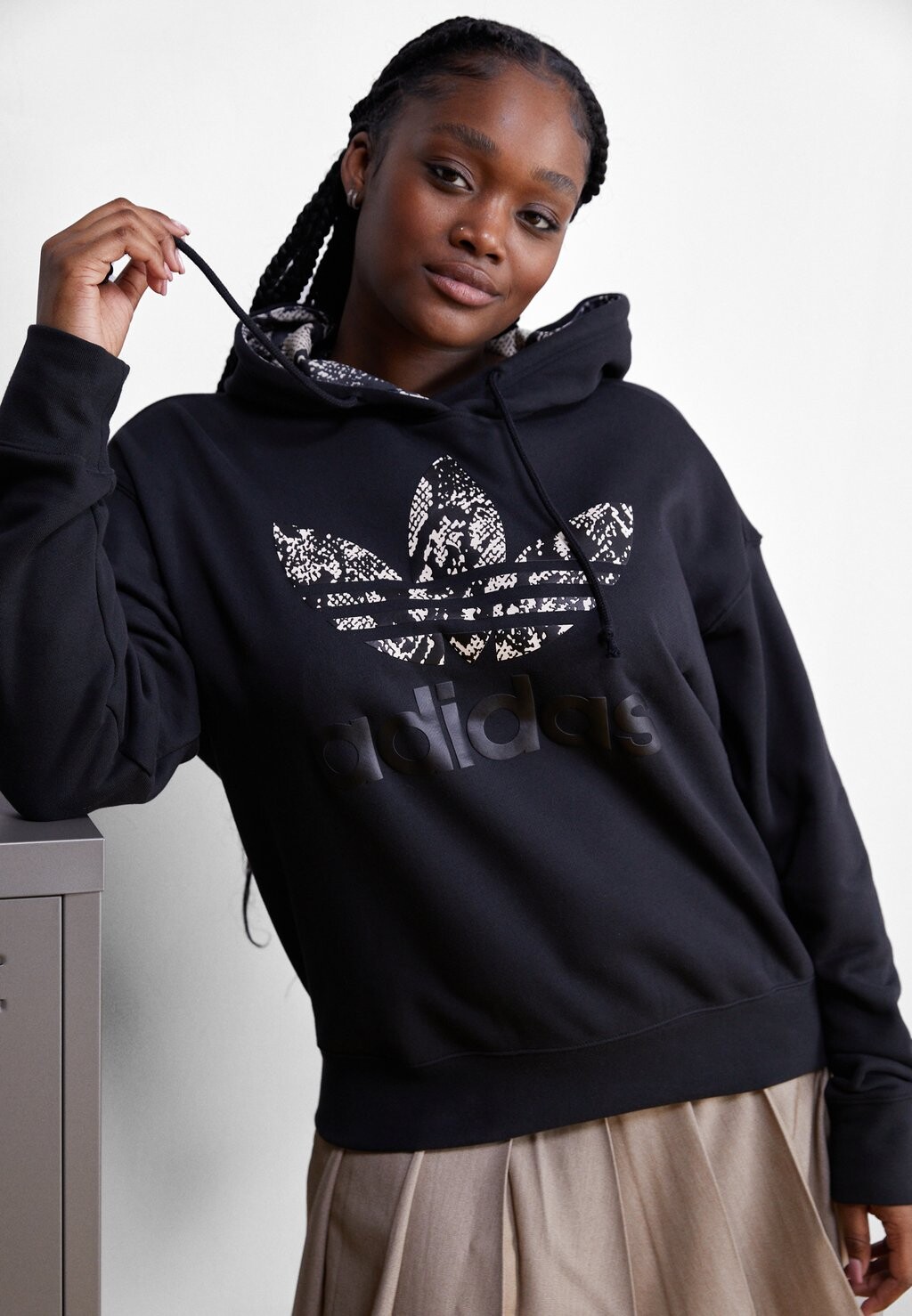 

Толстовка adidas Originals, черный