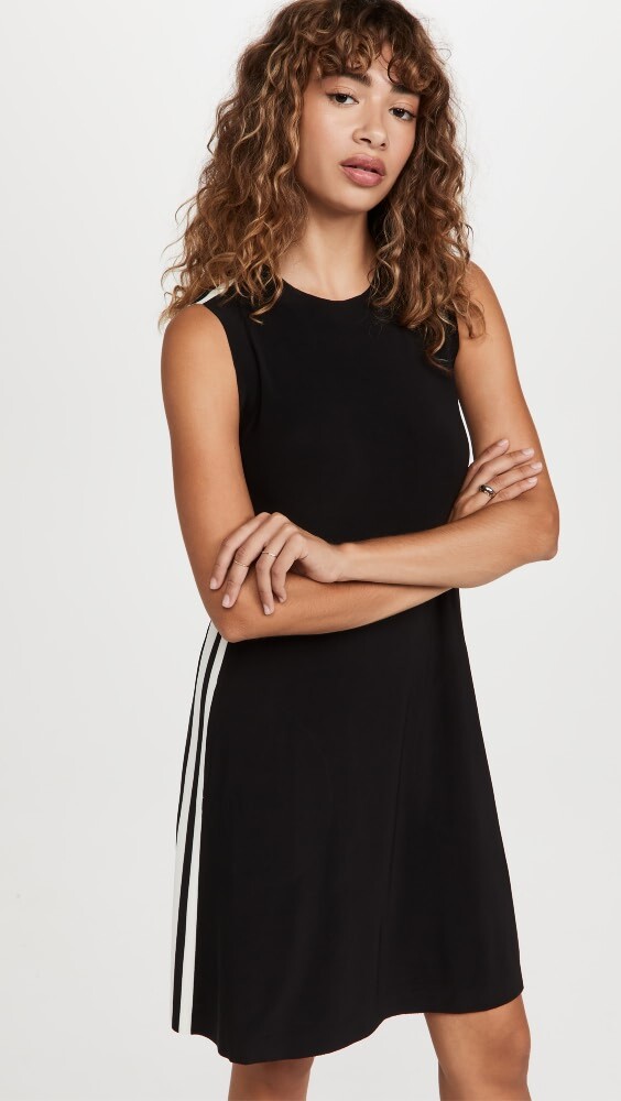 

Платье Norma Kamali Side Stripe Sleeveless Swing, черный