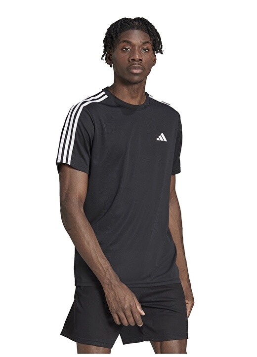 

Футболка Adidas