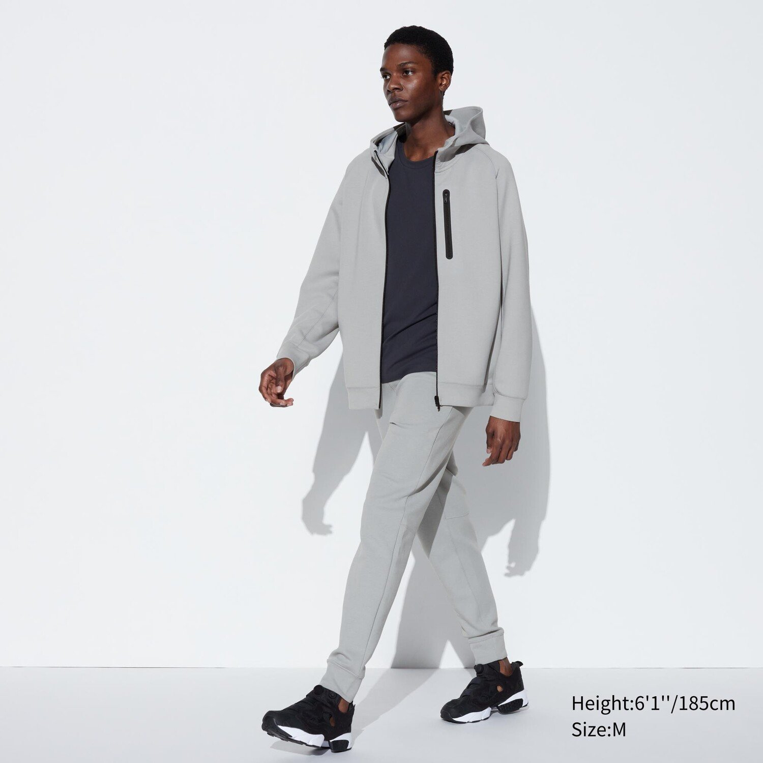 

Джоггеры сухой стретч UNIQLO, светло-серый