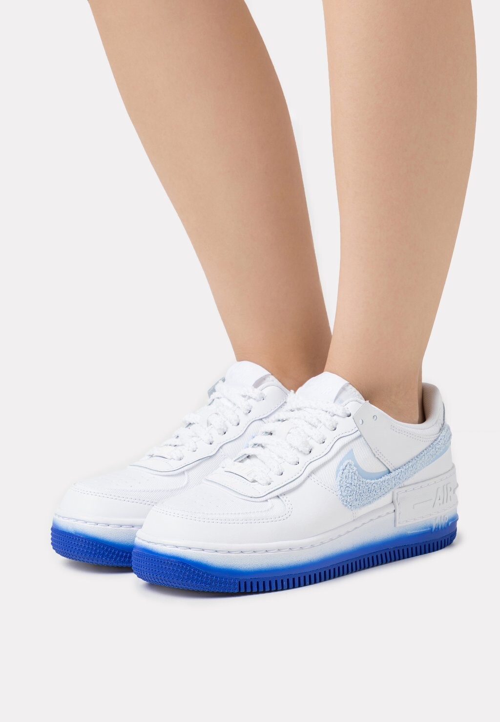 

Кроссовки Nike Af1 Shadow, белый / синий