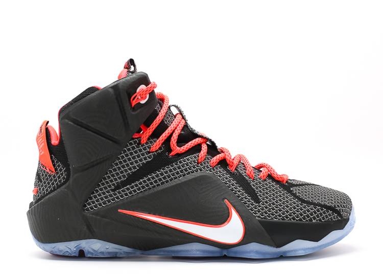 

Кроссовки Nike LEBRON 12 'COURT VISION', черный