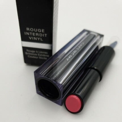 

Губная помада Red Forbidden Vinyl Extreme Shine 05 Pink Transgressive 3.3G, Givenchy