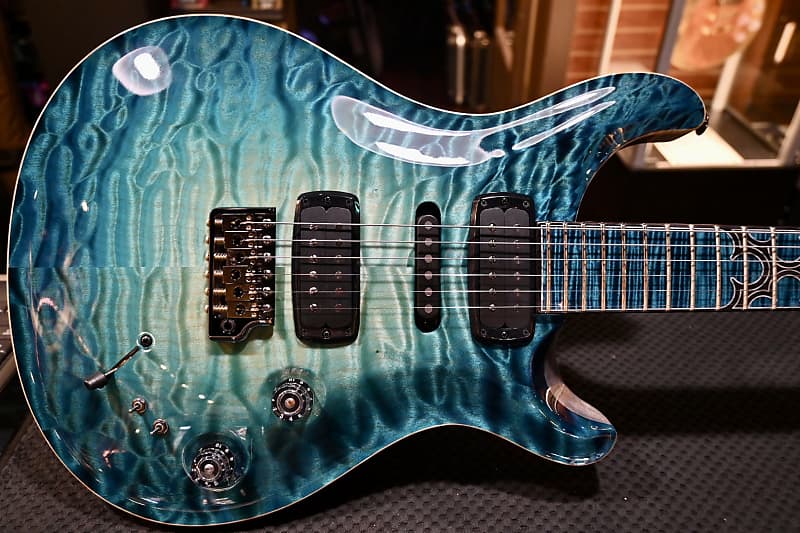 

Электрогитара PRS Private Stock Modern Eagle V Gothic - Sub-Zero Glow #10566